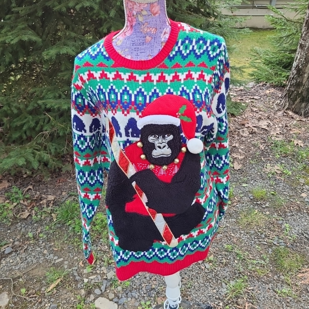 Mens Holiday Christmas Sweater LargeNew without tags